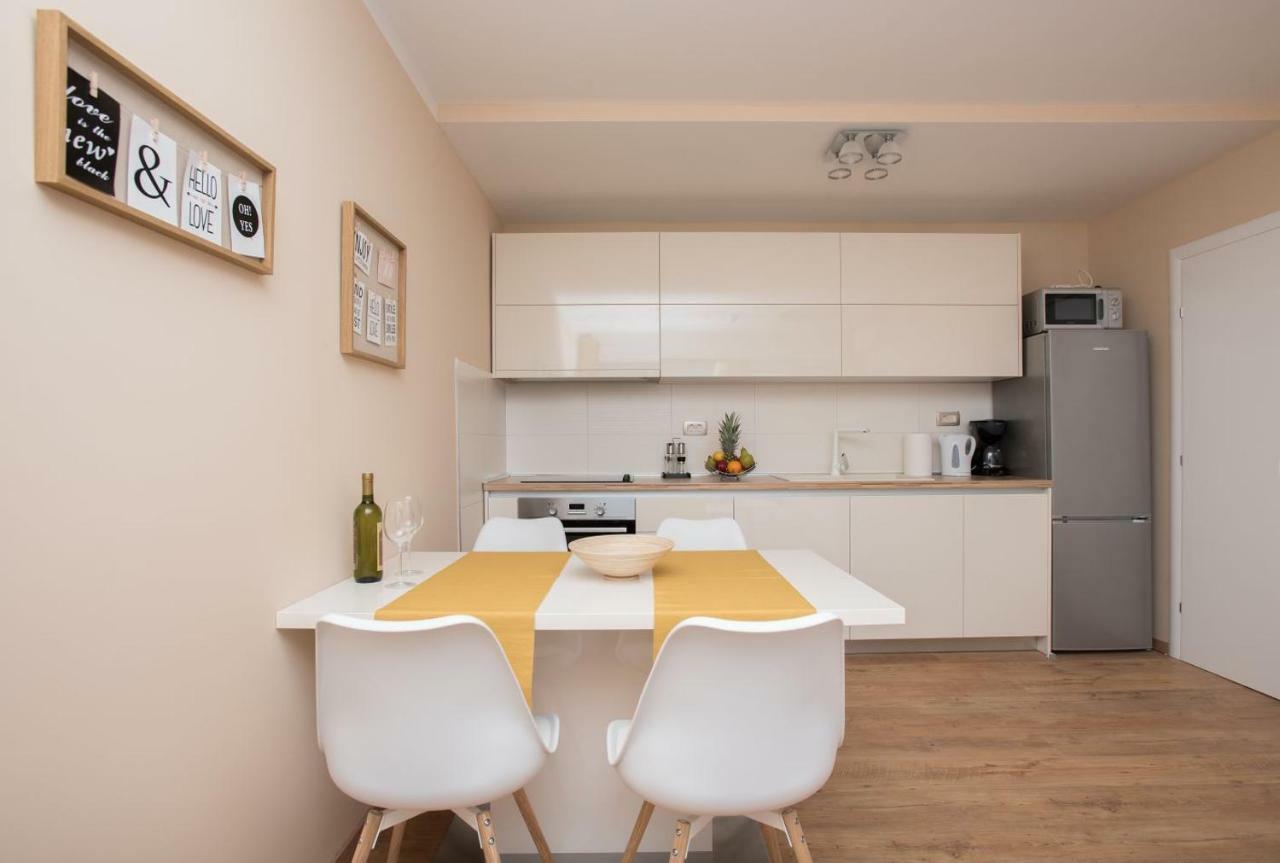 Apartman Mate Luka Makarska Exterior foto